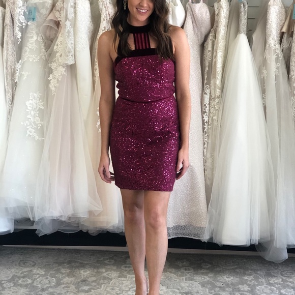 Maroon/Burgundy Sequin and Velvet Short Dress - Picture 3 of 8